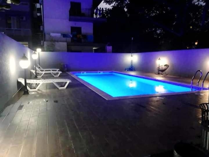 Cozy House 호텔 코불레티 외부 사진